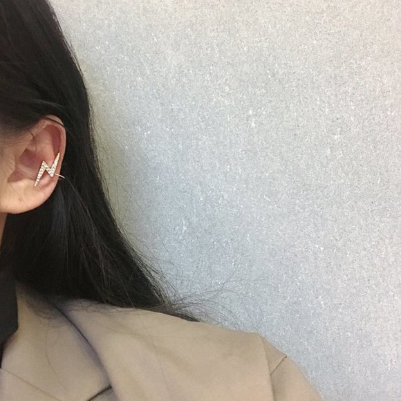 Moon Star Pearl Lighting ear cuffs earrings - Picture 4 of 8